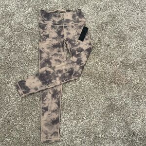 Mono B black and tan leggings